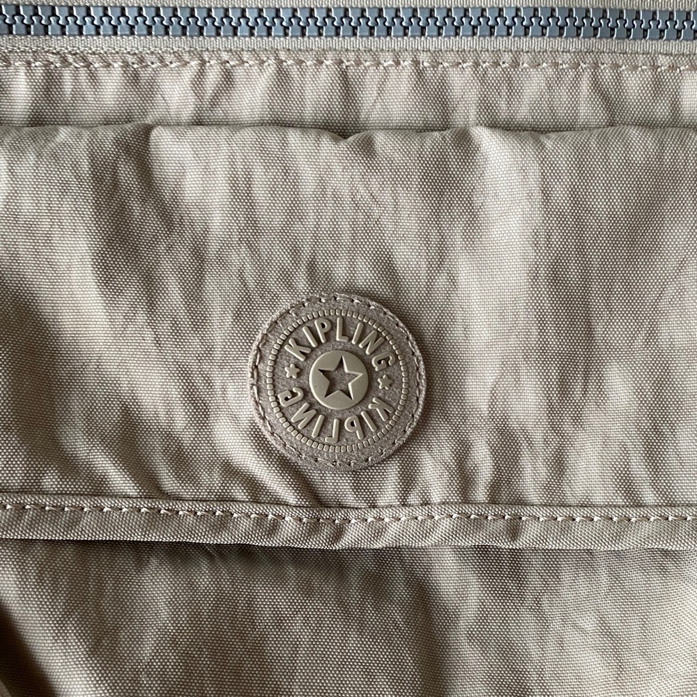 Kipling Tan Crossbody Bag with Front Pocket - Picture 2 of 8